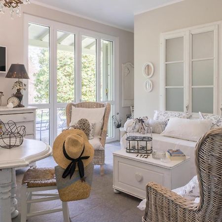 Bnbook Maison Charlotte Lago Maggiore ปอร์โต วัลตราวาเยีย ภายนอก รูปภาพ