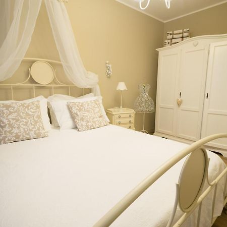 Bnbook Maison Charlotte Lago Maggiore ปอร์โต วัลตราวาเยีย ภายนอก รูปภาพ